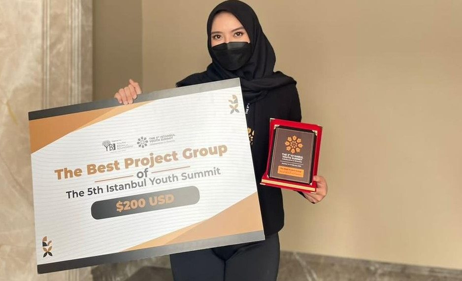 Luar Biasa, Proyek Siswa Smamio Gresik Terbaik di Ajang Istanbul Youth Summit 2022