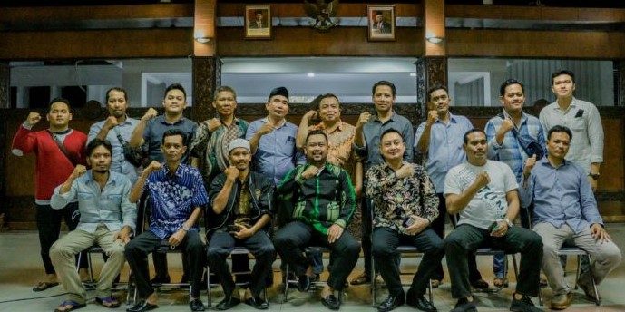 Pengusaha Pupuk Wadeng, Sidayu Audiensi ke Bupati Gresik, Cari Solusi Permasalahan yang Menahun