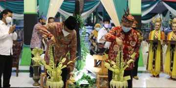 Bupati Sidoarjo Buka Pameran Ribuan Keris Dari 30 Kolektor