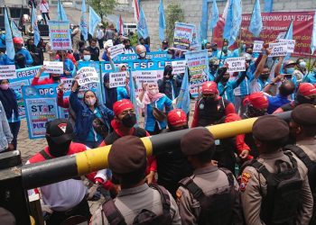 Buntut Persekusi Pekerja, PT GMCP Didemo Massa Serikat Pekerja