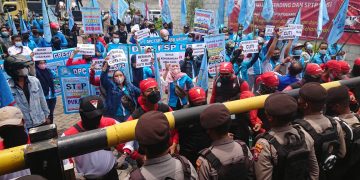Buntut Persekusi Pekerja, PT GMCP Didemo Massa Serikat Pekerja