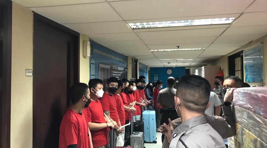 Ditjen Imigrasi Detensikan 26 Warga Negara RRT Terduga Sindikat Penipuan Internasional