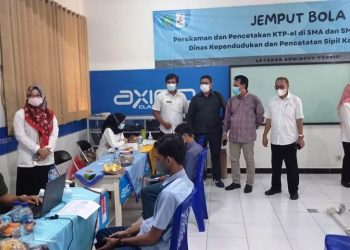 SMK Antartika 1 Sidoarjo Sambut Program Dukcapil Jemput Bola Perekaman dan Pencetakan KTP el