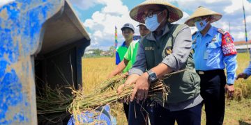 Lapas Pamekasan Panen Raya dan Jual 8.000 Paving Blok Karya Warga Binaan