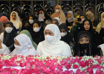 Hadiri Haul Agung Sunan Ampel, Gubernur Khofifah Ingatkan Ajaran ‘Moh Limo’