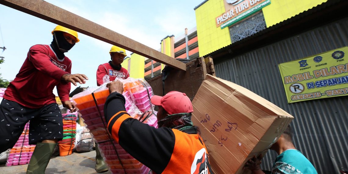 Pasca-Peresmian Pasar Turi Baru, Tempat Penampungan Langsung Dibongkar