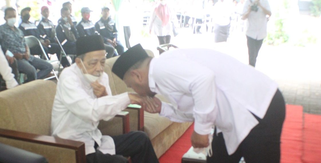 Mustasyar PCNU Gresik, KH Muchtar Djamil Meninggal