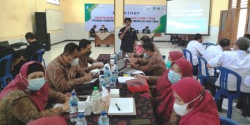 Kolaborasikan Program Kerja FKKS SMK YPM Gelar Workshop Penyusunan RIPS