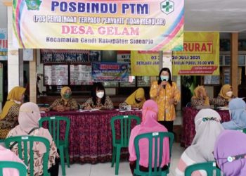 Pengurus Posbindu PTM Desa Gelam Bidang Penanggung Jawab Desa Lakukan Penyuluhan Kesehatan Warga