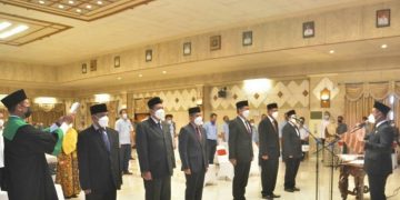 Bupati Lantik Manajemen Baru Perumda Giri Tirta Gresik, Target Air Lancar dan Mandiri