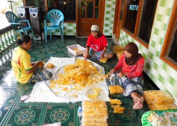 Keripik Tette Khas Pamekasan, Pelengkap Menu Saat Berbuka Puasa