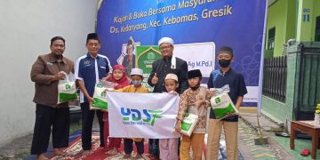 PWI Gresik – YDSF Buka Bersama Warga Kedanyang, Kebomas