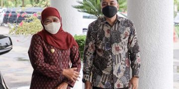 Temui Walikota Surabaya, Gubernur Khofifah Bahas Ekonomi Kerakyatan hingga PMKS