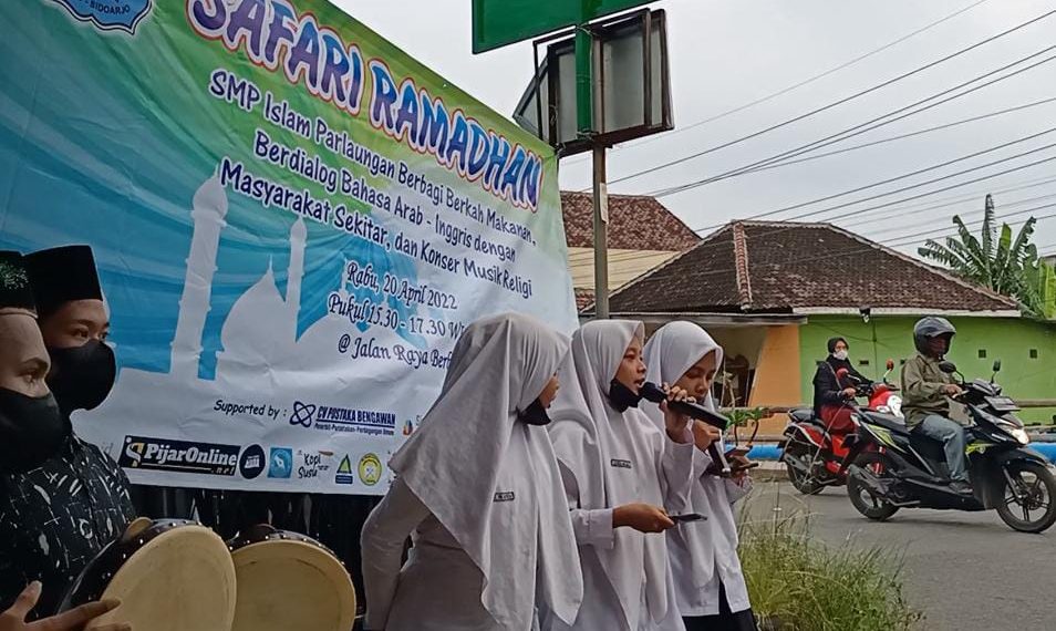 SMP Islam Parlaungan Gelar Safari Ramadhan Berbagi Takjil dan Konser Musik Religi