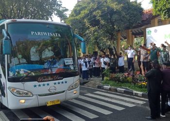 Pemkab Sidoarjo Fasilitasi Warganya Mudik Gratis, Bupati Pesan Sopir Jangan Ugal-ugalan