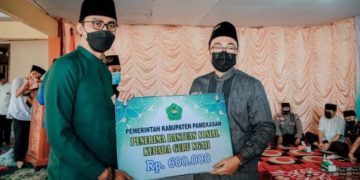 Safari Ramadan, Bupati Pamekasan Salurkan Bantuan untuk Guru Ngaji