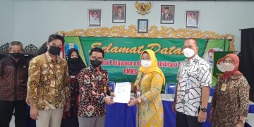 Dinsos Jatim-Dispenduk Capil Sidoarjo Teken MoU Terkait Integrasi Layanan Adminduk