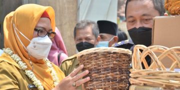 Lagi, Produk UMKM Gresik Tembus Pasar Ekspor, Produk Rotan ke Jepang, Frozen Food ke Malaysia