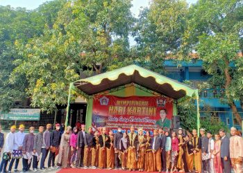 Peringatan Hari Kartini SMK Krian 1 Sidoarjo Jadi Ajang Lomba Kreativitas Siswa