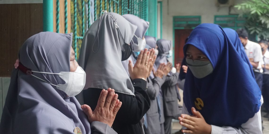 Hindari Kerumunan SMP PGRI 1 Buduran Lakukan Halal Bihalal 5 Kali