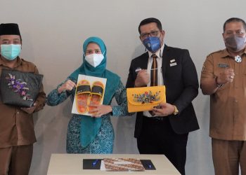 ASTON Inn Gresik Pasarkan Produk Unggulan Desa Banjarsari, Cerme