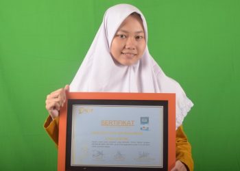 Terpilih sebagai Penulis Terunik, Lisha Memilih ‘Jalan Sunyi’ di Dunia Kepenulisan