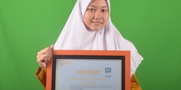 Terpilih sebagai Penulis Terunik, Lisha Memilih ‘Jalan Sunyi’ di Dunia Kepenulisan