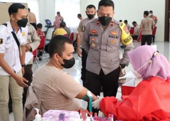 Cek Kesehatan Anggota, Polres Gresik Gelar Rikkes Berkala