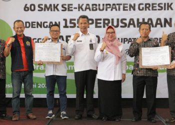 Bu Min Tanda Tangani PKS 60 SMK Se-Kabupaten Gresik dengan 155 Perusahaan Anggota Apindo
