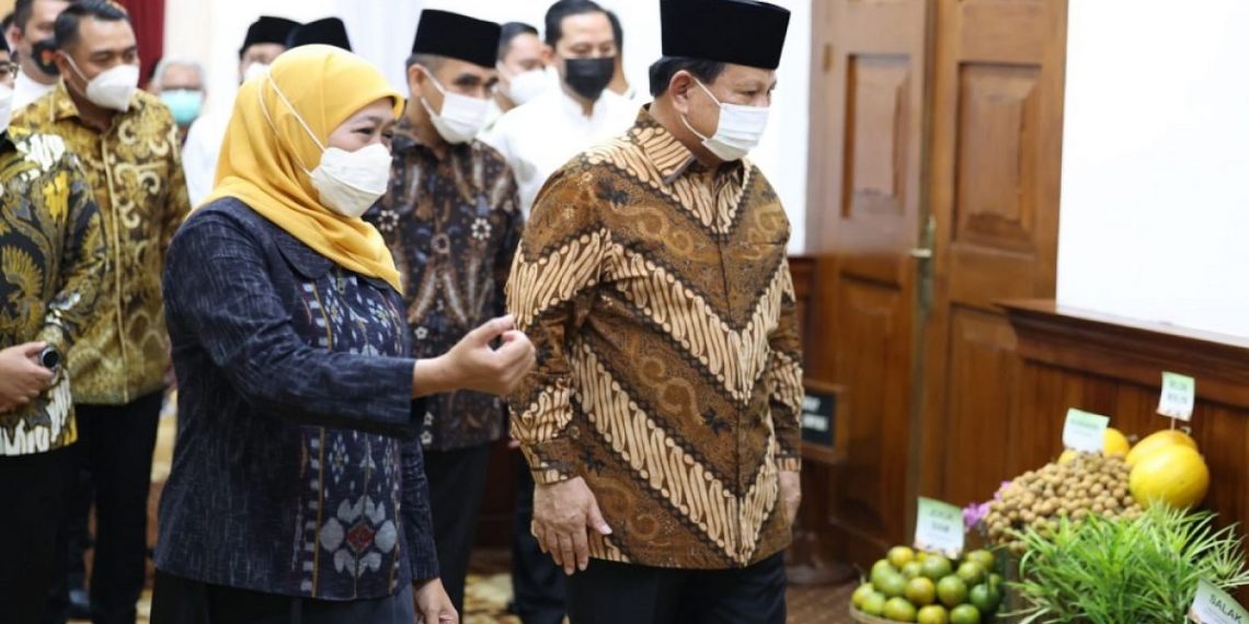 Momen Lebaran, Probowo Makan Malam Bersama Khofifah, Penjajakan Pilpres 2024?