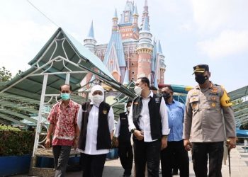 Pasca-Insiden, Gubernur Khofifah-Walikota Eri Cahyadi Tinjau KenPark