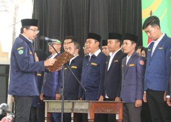 Bupati Sidoarjo Kukuhkan Pengurus Karang Taruna Periode 2022-2027