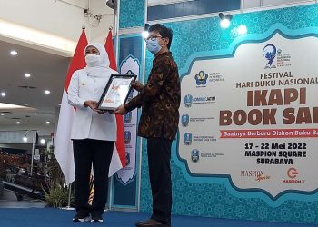 Bertajuk Transformasi Digital untuk Literasi Bangsa, Khofifah Buka Festival Hari Buku Nasional