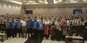 Bupati Muhdlor Mengajak Para Guru Untuk Mengembalikan Kejayaan Pendidikan