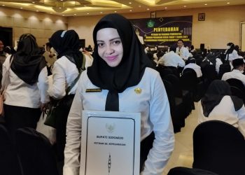 Rheny Puspita Ratih: Menangis Saat Menjadi Guru