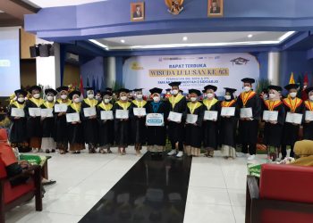 Rapat Terbuka Wisuda Lulusan ke 43 SMAMDA Sidoarjo Dihujani Penghargaan dan Beasiswa