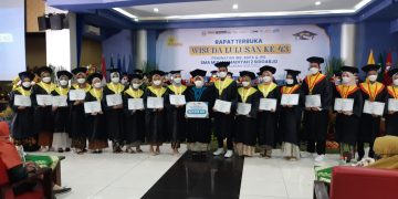 Rapat Terbuka Wisuda Lulusan ke 43 SMAMDA Sidoarjo Dihujani Penghargaan dan Beasiswa