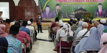 Kepala Kemenag Sidoarjo Mengajak 1.254 CJH Untuk Mematuhi Tata Tertib Haji