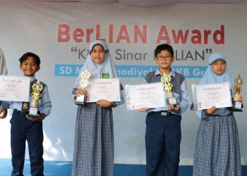 Dorong Siswa Berprestasi lewat Berlian Award