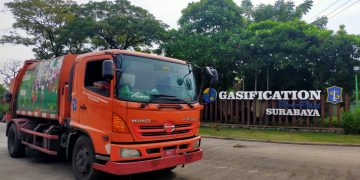 Tak Khawatir Kebauan Lagi, Armada Truk Compactor Surabaya Kini Ditambah
