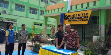 Jalin Kerjasama Dengan Radnext SMK Yapalis Krian Buka Kurikulum Mikrotik
