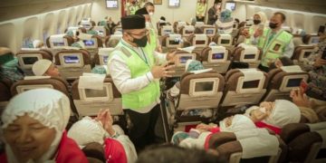 Menag Yaqut Berangkatkan Kloter I Jamaah Haji Indonesia, Ini Pesannya