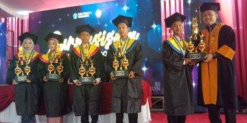 Siswa SMK Krian 2  Sidoarjo Sudah Bekerja Bahkan Sebelum Dinyatakan Lulus