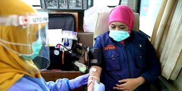 Gubernur Jatim Ajak Anak Muda Bangun Gerakan Donor Darah