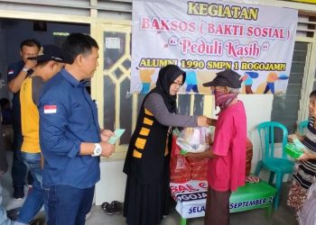 Baksos Alumni SMPN 1 Rogojampi ’90 Peduli Dhuafa