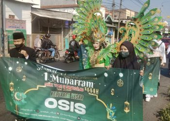 Ribuan Siswa SMK YPM 8 Gelar Pawai Sambut Tahun Baru Islam 1 Muharam 1444 Hijriyah