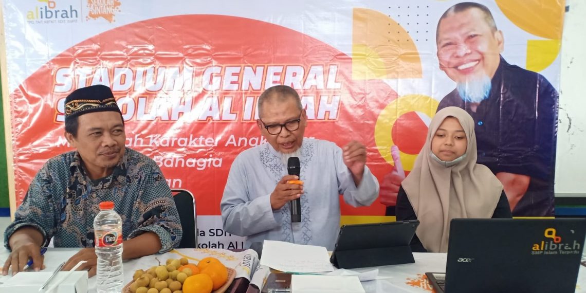 Ratusan Guru dan Karyawan Al Ibrah Ikuti Program ‘Up Grading’