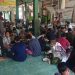RMB Berbagi Makan Bersama Para Jamaah Masjid Al Muttaqiy