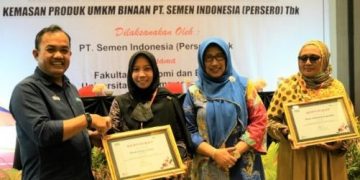 Bantu Dongkrak Penjualan, SIG Latihkan Platform Medsos ke 40 UMKM di 3 Kabupaten