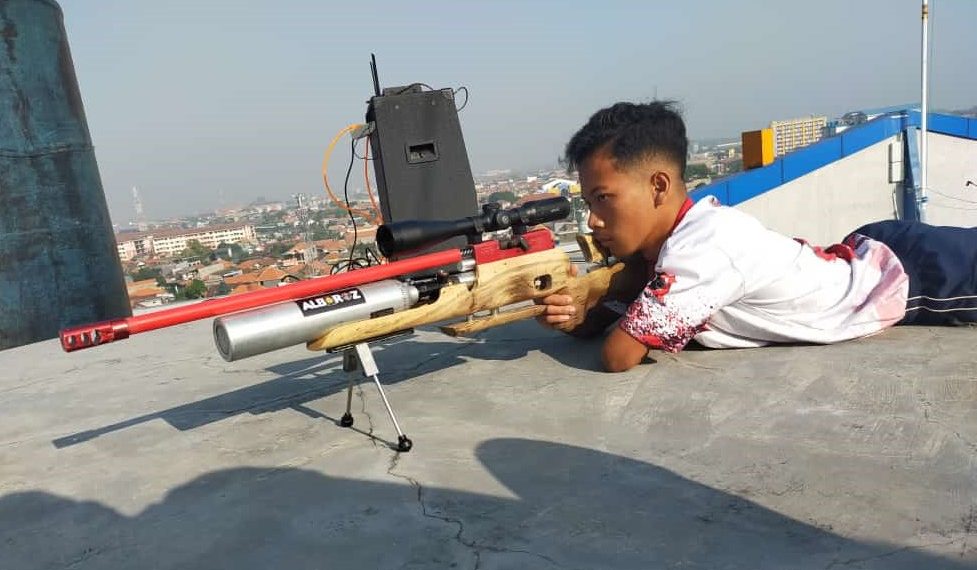 MPLS SMAMITA Dibuka Dengan Tembakan Balon Oleh Atlet Menembak Porprov Jatim VII – 2022